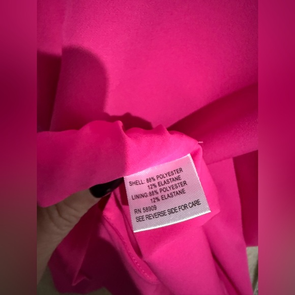 Gianni Bini -Size 4- Hot Pink Dress - Picture 5 of 5